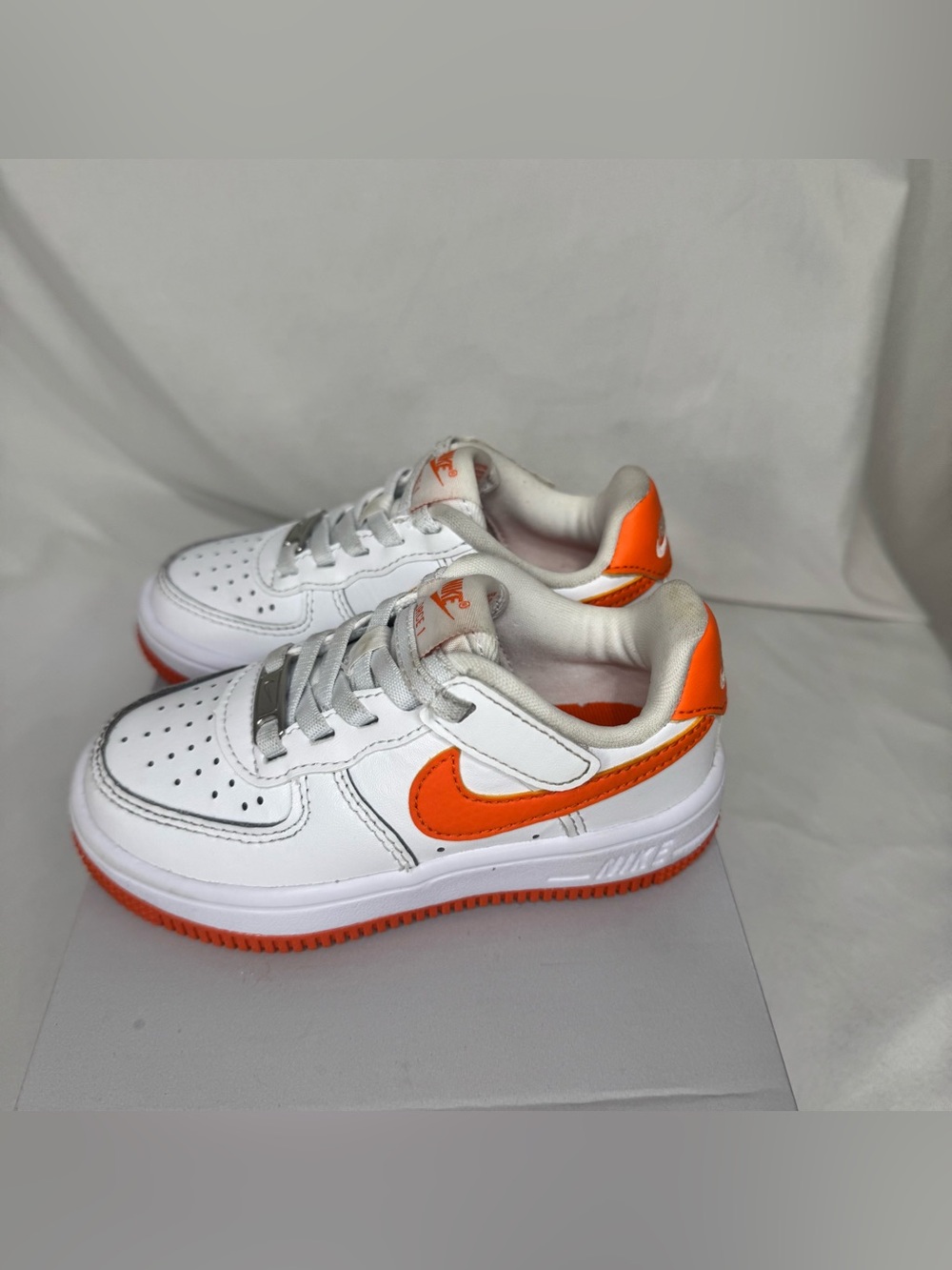 Nike Force 1 Low EasyOn "White/White/Safety Orange" Size 8C